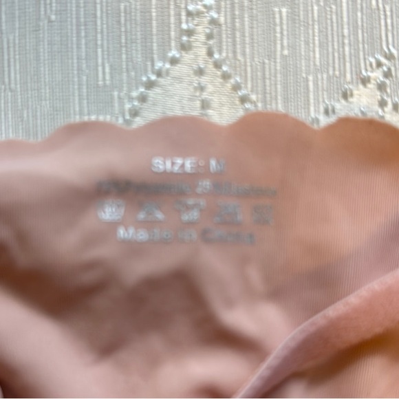 Set of 4 Scalloped Bralettes in Rust, Blush, Beige and Brown - Picture 10 of 10